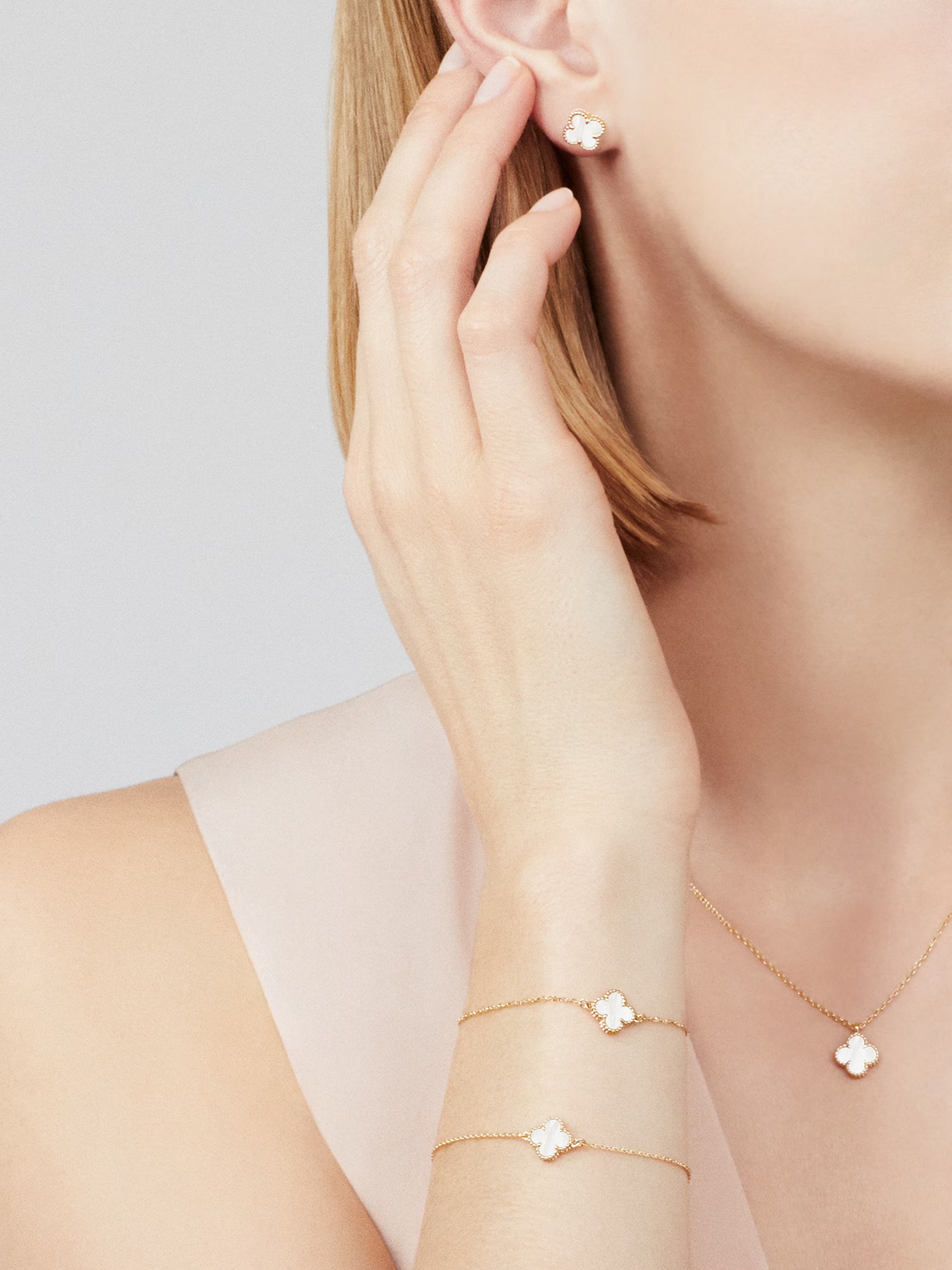 1 Motif Necklace Sweet (Small) - Mother Of Pearl